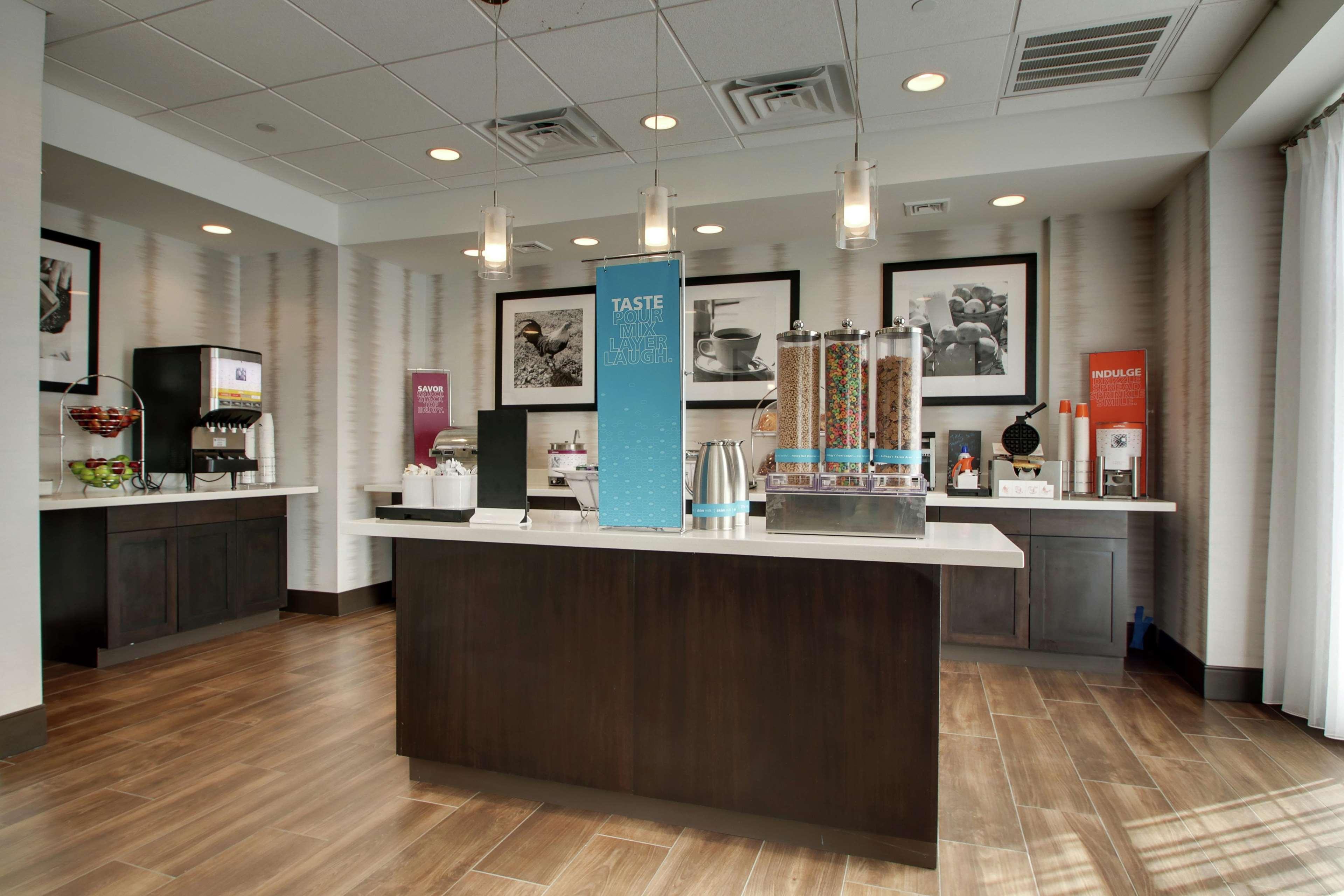 Hampton Inn-Pawtucket, Ri Ngoại thất bức ảnh